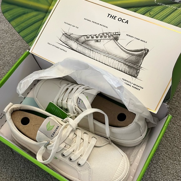 NIB Cariuma OCA Low Off-White Canvas Sneaker - Picture 10 of 16